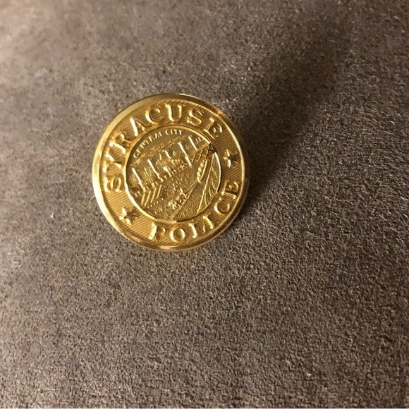 Syracuse Police Superior Quality Button Lot Of 24 - Picture 2 of 3